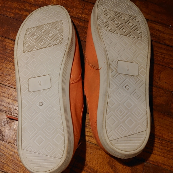 Women's George size 9 pink shoes. - Picture 2 of 7